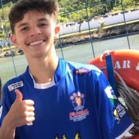 Jovem que morreu afogado em Guaratuba era jogador de futsal Foto 1 Fotos de Jovem que morreu afogado em Guaratuba era jogador de futsal