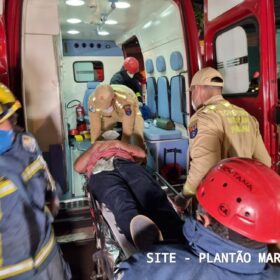 Motorista com suspeita de embriaguez avança preferencial e causa grave acidente em Maringá Foto 1 Fotos de Motorista com suspeita de embriaguez avança preferencial e causa grave acidente em Maringá