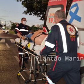Fotos de Árvore parte ao meio após ser atingida por carro em Maringá