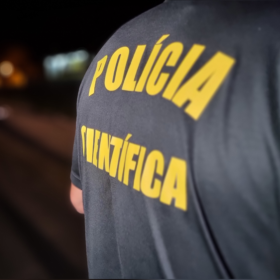 Jovem é morto com tiro no peito na Zona 7 de Maringá  Foto 1 Fotos de Jovem é morto com tiro no peito na Zona 7 de Maringá