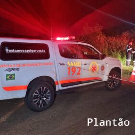 Fotos de Dois carros capotam após colisão e deixa sete pessoas feridas em Maringá