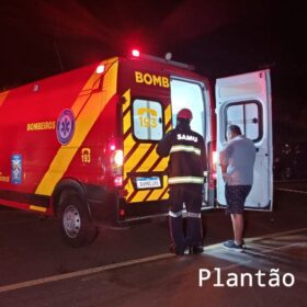 Fotos de Dois carros capotam após colisão e deixa sete pessoas feridas em Maringá