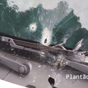 Fotos de Dois ladrões mortos e quatro presos após intensa troca de tiros com equipes da Choque Maringá e Rotam de Colorado