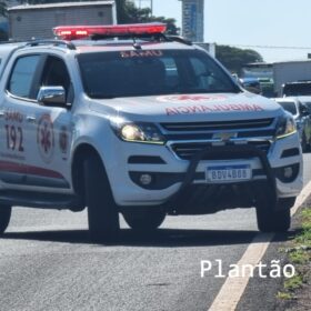 Fotos de Engavetamento envolvendo quatro veículos deixa moça ferida em Maringá