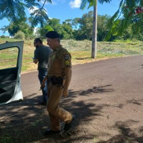 Fotos de Homem é encontrado morto em fundo de vale com marca de tiros em Maringá