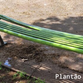 Homem é esfaqueado e colocado para fora de casa pela esposa em Sarandi Foto 1 Fotos de Homem é esfaqueado e colocado para fora de casa pela esposa em Sarandi