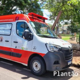 Fotos de Homem é esfaqueado e colocado para fora de casa pela esposa em Sarandi