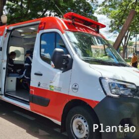 Fotos de Homem é esfaqueado e colocado para fora de casa pela esposa em Sarandi