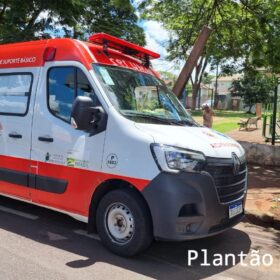 Fotos de Homem é esfaqueado e colocado para fora de casa pela esposa em Sarandi