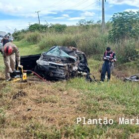 Fotos de Homem morre e mulher é socorrida de helicóptero após colisão entre carro e carreta entre Maringá e Iguaraçu 