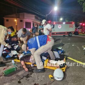 Fotos de Motociclista é intubado após avançar preferencial e bater contra carro em Maringá