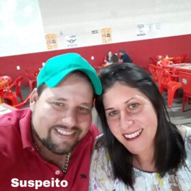 Mulher é morta a tiros e filho baleado; O ex-namorado da mulher é o principal suspeito Foto 1 Fotos de Mulher é morta a tiros e filho baleado; O ex-namorado da mulher é o principal suspeito