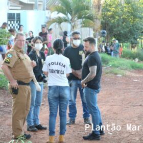 Fotos de Pistola utilizada para matar mulher na frente da filha de 6 anos em Sarandi é apreendida pela PC