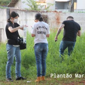 Fotos de Pistola utilizada para matar mulher na frente da filha de 6 anos em Sarandi é apreendida pela PC
