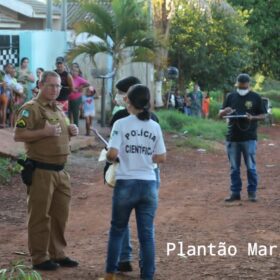 Fotos de Mulher é morta pelo marido na frente da filha de 6 anos em Sarandi