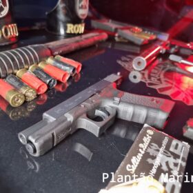 Fotos de Polícia Militar de Maringá apreende drogas avaliada em 2 milhões e várias armas, inclusive com silenciadores