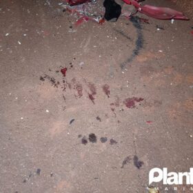 Rapaz de 23 anos sofre ferimentos graves após bater na traseira de ônibus em Sarandi Foto 1 Fotos de Rapaz de 23 anos sofre ferimentos graves após bater na traseira de ônibus em Sarandi