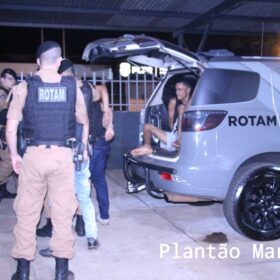Fotos de Rotam prende assaltantes e recupera moto e carro roubados em Maringá