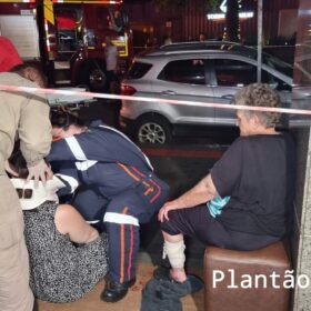 Fotos de Três mulheres ficaram feridas após colisão seguida de capotamento na região central de Maringá