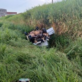 Fotos de Câmera registra capotamento na rodovia BR-376 entre Sarandi e Marialva