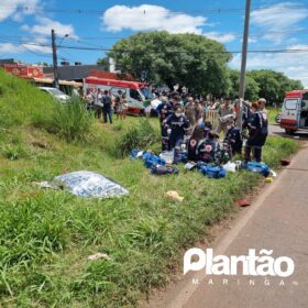 Fotos de Colisão envolvendo carro e moto deixa um homem morto e uma mulher ferida em Maringá 