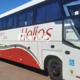 Fotos de Criminosos atiram contra motorista durante roubo a ônibus