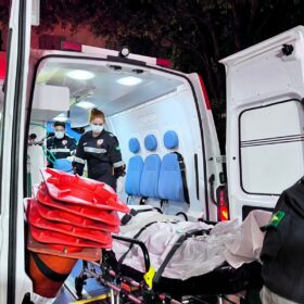 Fotos de Homem é intubado após explosão ao tentar acender churrasqueira