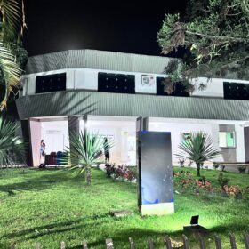 Fotos de Homem é intubado após explosão ao tentar acender churrasqueira