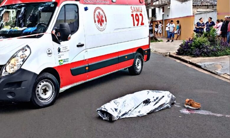 Fotos de Homem morre atropelado e motorista foge sem prestar socorro em Maringá