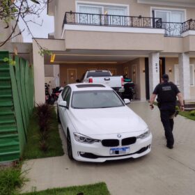 Fotos de Polícia Civil deflagra operação contra organizações criminosas responsáveis por desvio de malte de cervejarias
