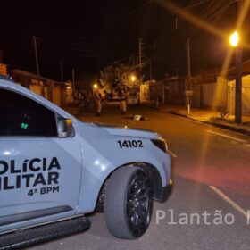 Fotos de Polícia identifica e busca por principal suspeito de atirar três vezes contra cabeça de mulher em Sarandi