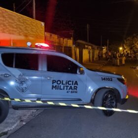 Fotos de Mulher é executada com vários tiros em Sarandi