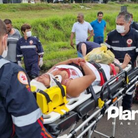 Fotos de Mulher fica ferida após capotamento no Contorno Sul de Maringá