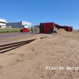 Fotos de Pai e o filho de 8 anos ficam feridos após carreta tombar no Contorno Norte, em Maringá 