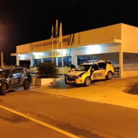 Fotos de Polícia Militar do Paraná realiza apreensão histórica de fuzis e pistolas