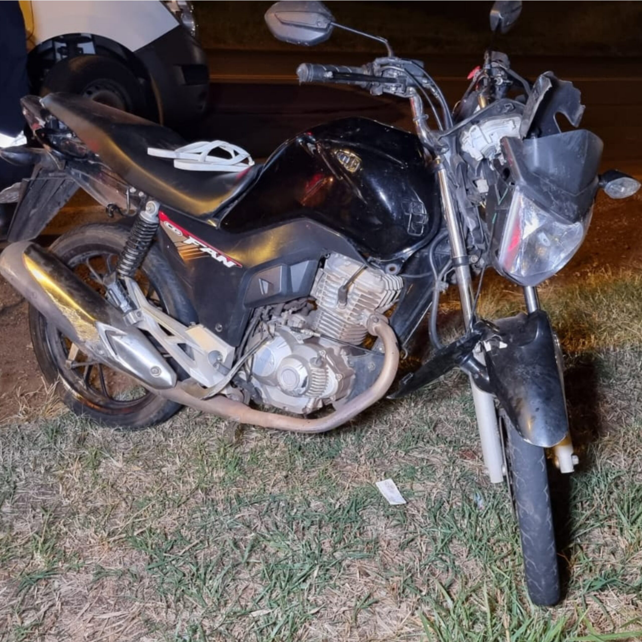 Fotos de Rapaz sofre ferimentos graves em acidente depois de chá revelação do filho em Maringá 