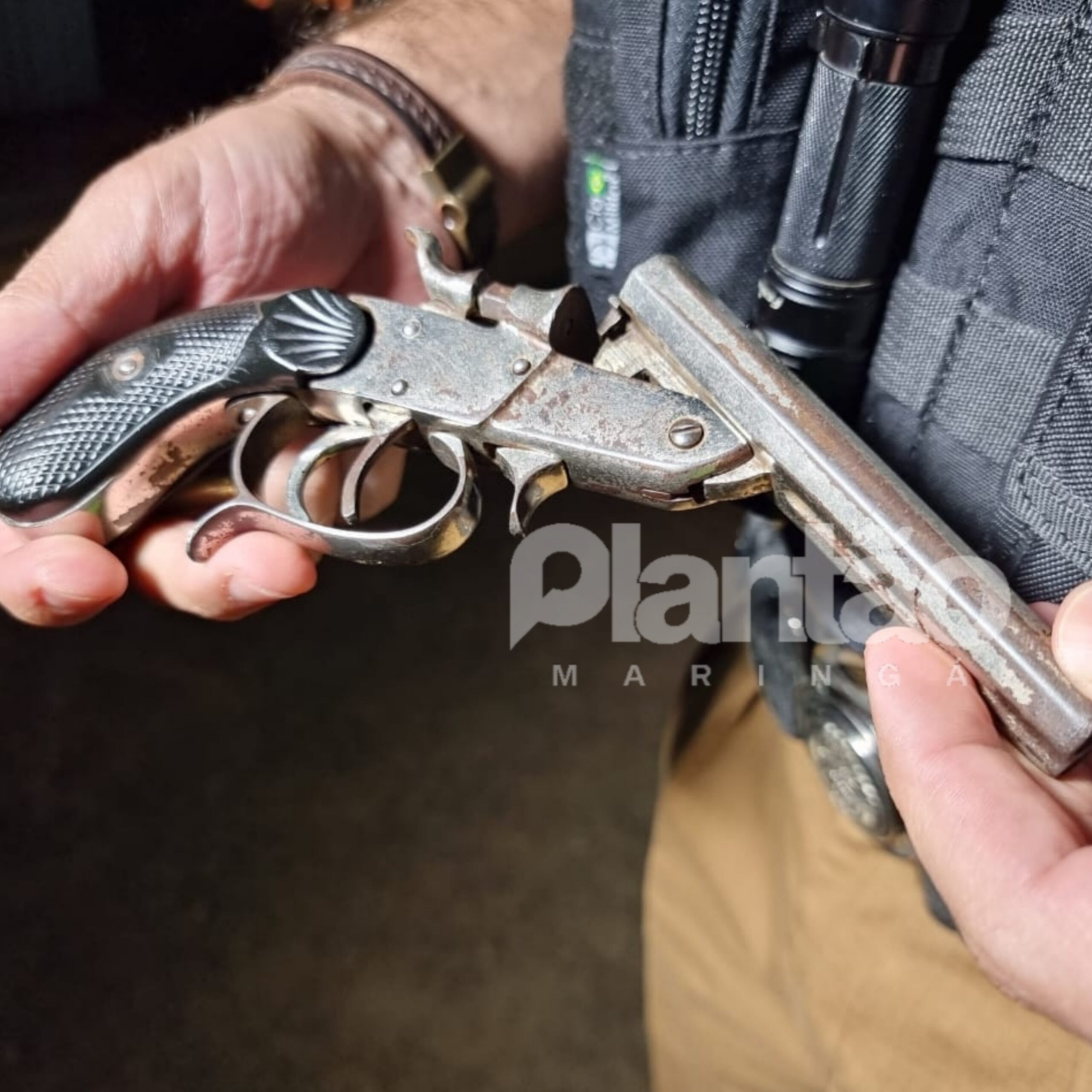 Fotos de Segurança fica ferido após ser atingido por um tiro acidental em Maringá