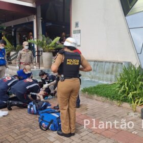 Fotos de Trabalhador é esfaqueado e morto durante roubo de celular no centro de Maringá