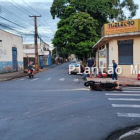Câmera de segurança registra colisão entre duas motos em Sarandi Foto 1 Fotos de Câmera de segurança registra colisão entre duas motos em Sarandi