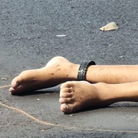 Fotos de Câmera registra homem sendo executado com mais sete tiros em Sarandi