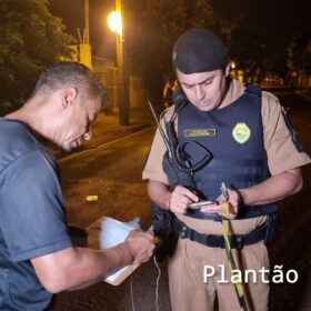 Fotos de Homem é morto na frente da mãe após briga de vizinhos em Sarandi