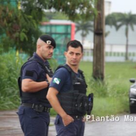 Fotos de Homem é resgatado das ferragens após carro capotar entre Sarandi e Marialva