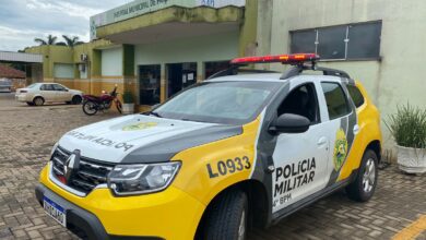 Fotos de Mãe acorda e encontra bebê de 2 meses morta na cama 
