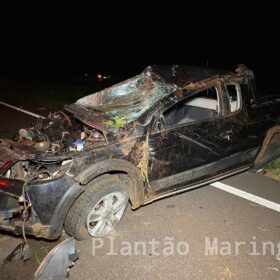 Fotos de Motorista é ejetado de carro após capotamento e tem o corpo esmagado por caminhão na PR-323 próximo a Água Boa