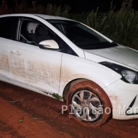 Fotos de Seis carros roubados foram recuperados pelas forças de segurança de Maringá e Sarandi