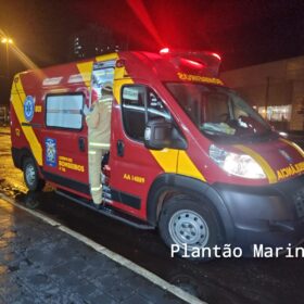 Fotos de Buraco em avenida provoca queda de motociclistas em Maringá; uma das vítimas foi socorrida com ferimentos graves