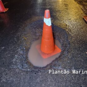 Fotos de Buraco em avenida provoca queda de motociclistas em Maringá; uma das vítimas foi socorrida com ferimentos graves