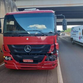Fotos de Cinco pessoas ficaram feridas após grave acidente no Contorno Norte em Maringá
