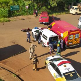Colisão entre ônibus e motoneta deixa mais 24 pessoas feridas entre Maringá e Paiçandu Foto 14 Fotos de Colisão entre ônibus e motoneta deixa mais 24 pessoas feridas entre Maringá e Paiçandu