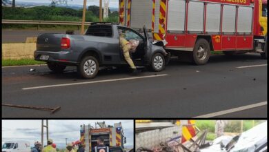 Fotos de Durante atendimento a um acidente,  motorista não percebe equipes de resgate e bate em caminhão do Corpo de Bombeiros em Maringá 